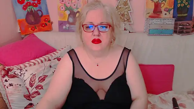 Snapshot of Maturelove_xxx chatting on 05-13-26, 06:49 Maturelove xxx online show from 05-13-26, 06:49