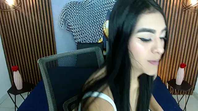 RoxxySweet01 online show from 05-14-26, 12:56