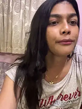 Snapshot of Mayra_xx chatting on 05-04-26, 04:03 Mayra xx online show from 05-04-26, 04:03