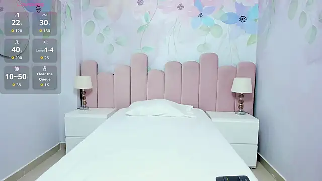Miabloom19  online show from 07-30-26, 11:04