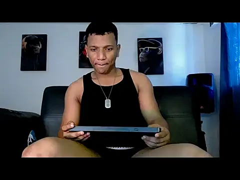 Snapshot of Ian_Arcia chatting on 05-05-26, 05:32 Ian Arcia online show from 05-05-26, 05:32