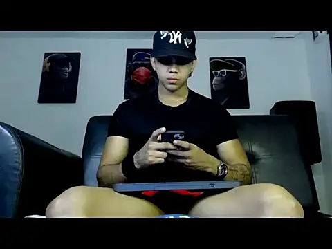 noahprada online show from 05-07-26, 05:13