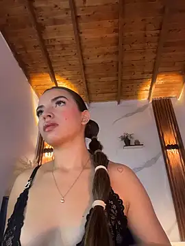 Snapshot of catalina_lafer chatting on 05-21-26, 12:56 catalina lafer online show from 05-21-26, 12:56