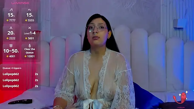 Snapshot of Svetlana_3 chatting on 05-21-26, 08:10 Svetlana 3 online show from 05-21-26, 08:10