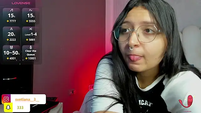 Snapshot of Svetlana_3 chatting on 05-26-26, 07:54 Svetlana 3 online show from 05-26-26, 07:54