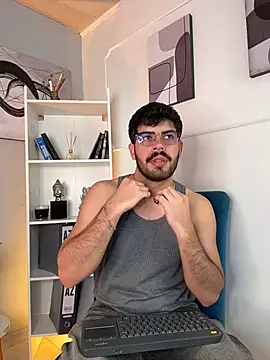 DomBoy  online show from 06-26-26, 08:02