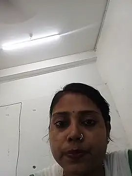 Simmi-00 online show from 05-15-26, 06:20