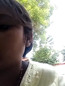 Simmi-00 online show from 05-21-26, 12:01