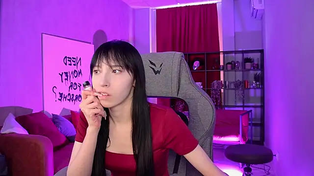 Snapshot of SeraphineSparda chatting on 06-30-26, 12:39 SeraphineSparda online show from 06-30-26, 12:39