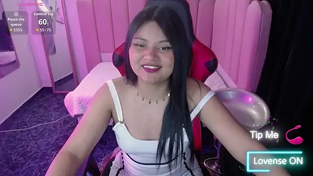 Snapshot of Athena_snaw chatting on 07-15-26, 03:12 Athena snaw online show from 07-15-26, 03:12