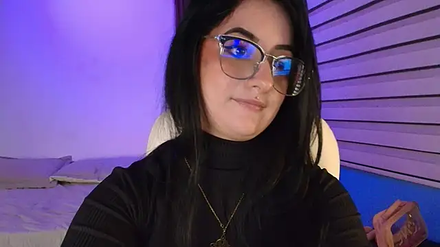 Snapshot of AnnyBonne9 chatting on 05-11-26, 02:45 AnnyBonne9 online show from 05-11-26, 02:45