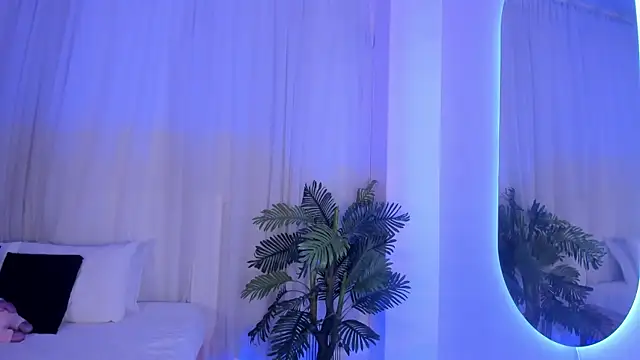 trixxie 18 online show from 07-09-26, 12:04