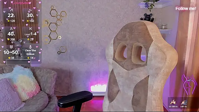 Snapshot of mia_smoke_ chatting on 05-23-26, 01:37 mia smoke online show from 05-23-26, 01:37