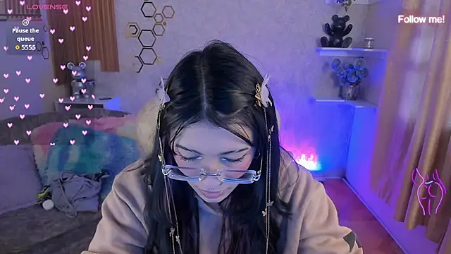 Snapshot of mia_smoke_ chatting on 06-02-26, 12:07 mia smoke online show from 06-02-26, 12:07