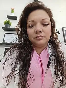 Snapshot of SAMANTHA--02 chatting on 07-18-26, 01:37 SAMANTHA--02 online show from 07-18-26, 01:37