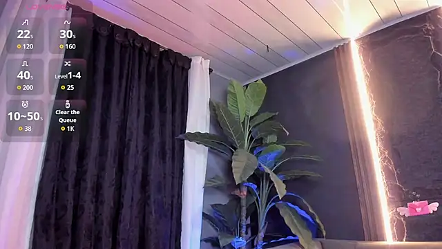 Aili queen online show from 06-26-26, 01:59