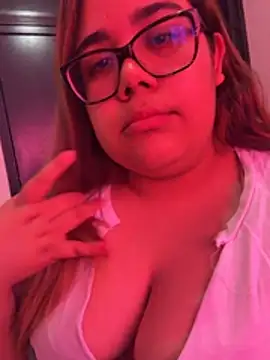 NyraMoon online show from 04-30-26, 06:36