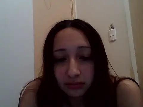 Snapshot of 010874 chatting on 06-24-26, 06:23 010874 online show from 06-24-26, 06:23