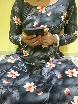Seema yadav01 online show from 05-04-26, 04:52