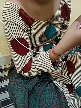 Seema yadav01 online show from 06-15-26, 05:31