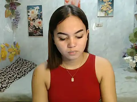 Snapshot of ur_asiankat chatting on 06-28-26, 04:46 ur asiankat online show from 06-28-26, 04:46