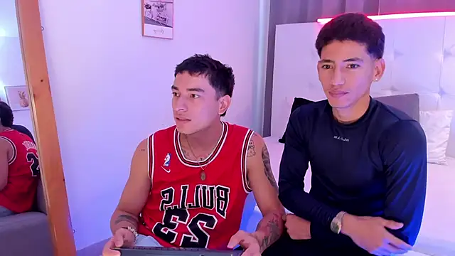 Alejo-and-Thiago online show from 05-14-26, 12:34