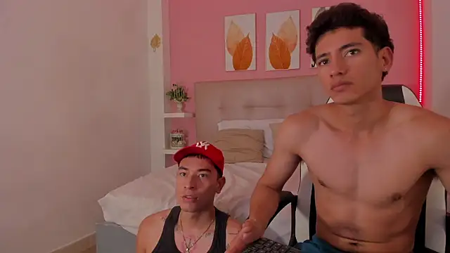 Alejo-and-Thiago online show from 05-31-26, 06:09