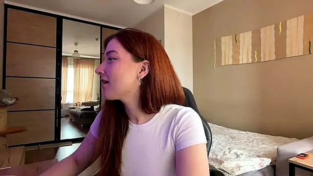 Snapshot of Stella_Rass chatting on 05-24-26, 06:29 Stella Rass online show from 05-24-26, 06:29