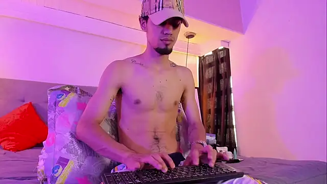 MichaelEvanss  online show from 05-16-26, 01:32