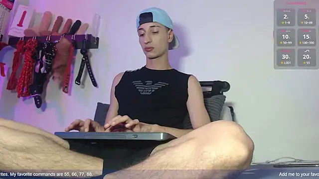 Snapshot of aronleblanc_ chatting on 06-12-26, 01:21 aronleblanc online show from 06-12-26, 01:21
