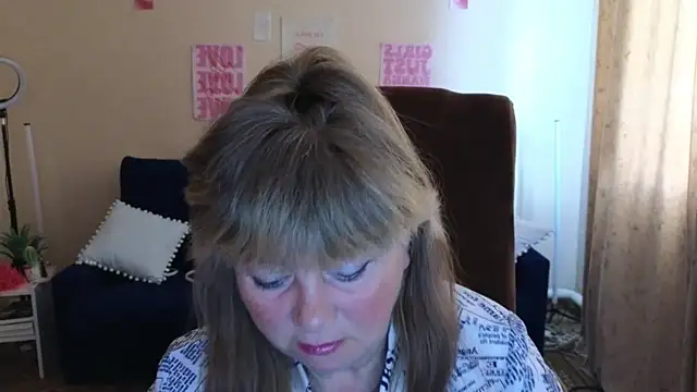 Snapshot of Melania_Cook chatting on 06-07-26, 04:49 Melania Cook online show from 06-07-26, 04:49