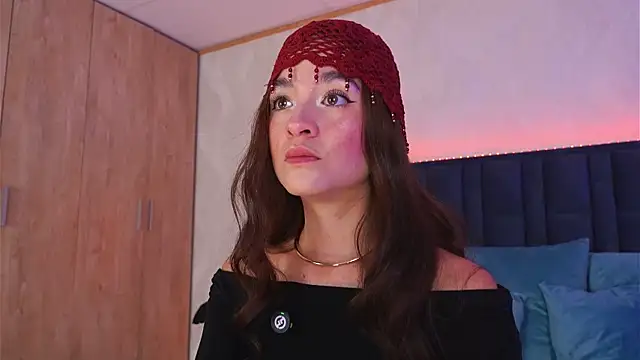 Snapshot of LucyFlame chatting on 08-05-26, 04:37 LucyFlame online show from 08-05-26, 04:37