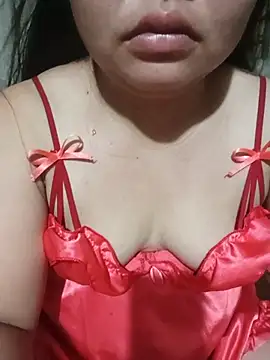 Snapshot of Lily_Henry chatting on 06-17-26, 05:14 Lily Henry online show from 06-17-26, 05:14