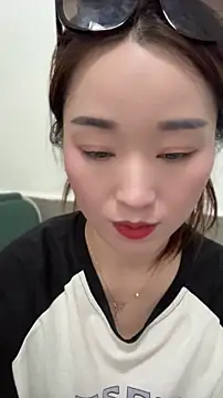 JJ8521 online show from 07-30-26, 04:00