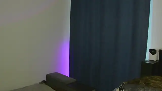 Snapshot of MiaSweetti chatting on 05-27-26, 03:47 MiaSweetti online show from 05-27-26, 03:47