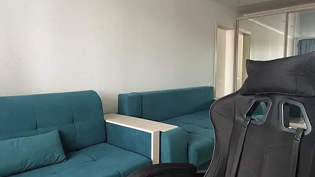 Snapshot of Ellewaay chatting on 05-26-26, 08:10 Ellewaay online show from 05-26-26, 08:10