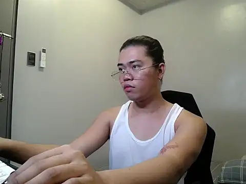 Yumekofear online show from 05-08-26, 11:26