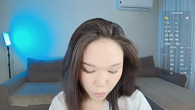 Snapshot of Petitekaya chatting on 05-27-26, 03:25 Petitekaya online show from 05-27-26, 03:25
