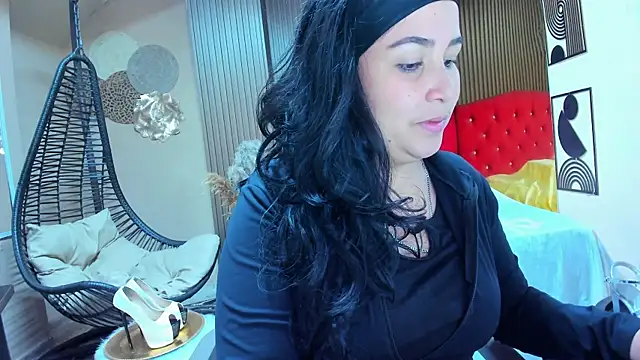 BBWLuxuryMuse online show from 08-05-26, 12:08