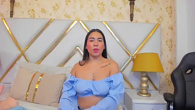 SussyFoxxx online show from 06-17-26, 07:04