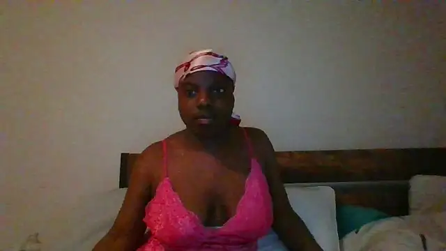 Snapshot of princesselizabeth chatting on 05-30-26, 09:12 princesselizabeth online show from 05-30-26, 09:12