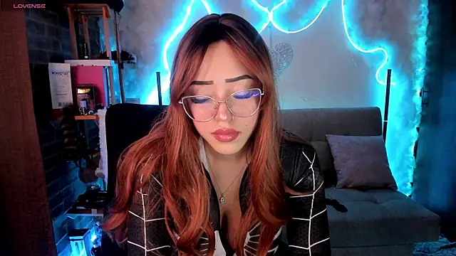 Snapshot of liz_martins1 chatting on 05-14-26, 02:07 liz martins1 online show from 05-14-26, 02:07