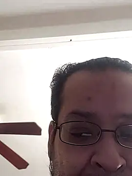 Snapshot of jose790044 chatting on 05-07-26, 09:47 jose790044 online show from 05-07-26, 09:47