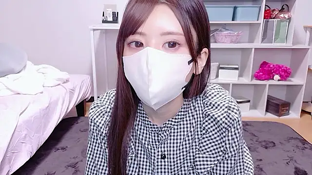 Snapshot of hina_mochi chatting on 05-20-26, 12:00 hina mochi online show from 05-20-26, 12:00