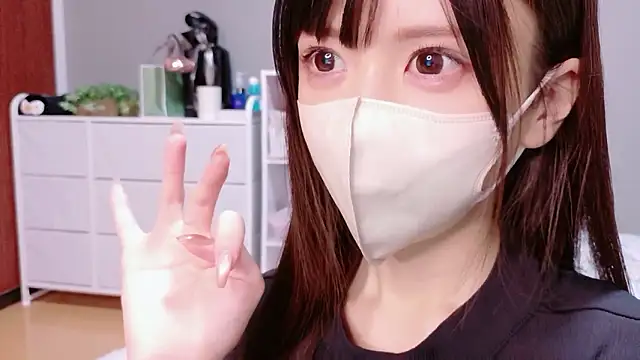 Snapshot of hina_mochi chatting on 06-10-26, 01:21 hina mochi online show from 06-10-26, 01:21