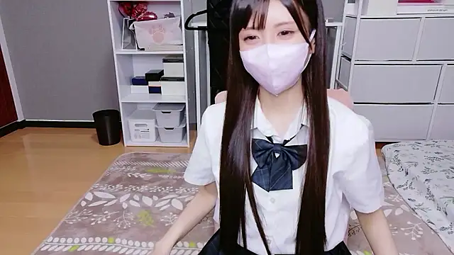 Snapshot of hina_mochi chatting on 07-06-26, 12:35 hina mochi online show from 07-06-26, 12:35