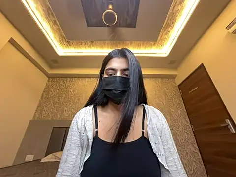 Snapshot of Miss_Heer chatting on 05-23-26, 06:45 Miss Heer online show from 05-23-26, 06:45