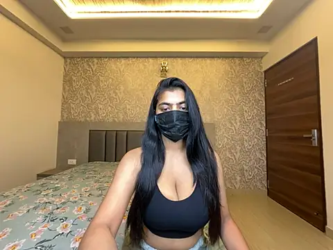 Snapshot of Miss_Heer chatting on 07-18-26, 12:48 Miss Heer online show from 07-18-26, 12:48