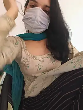 Snapshot of zoya_baby_ chatting on 05-29-26, 06:00 zoya baby online show from 05-29-26, 06:00