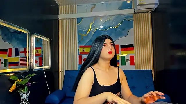 Snapshot of Gaby_Gil_ chatting on 06-19-26, 01:04 Gaby Gil online show from 06-19-26, 01:04